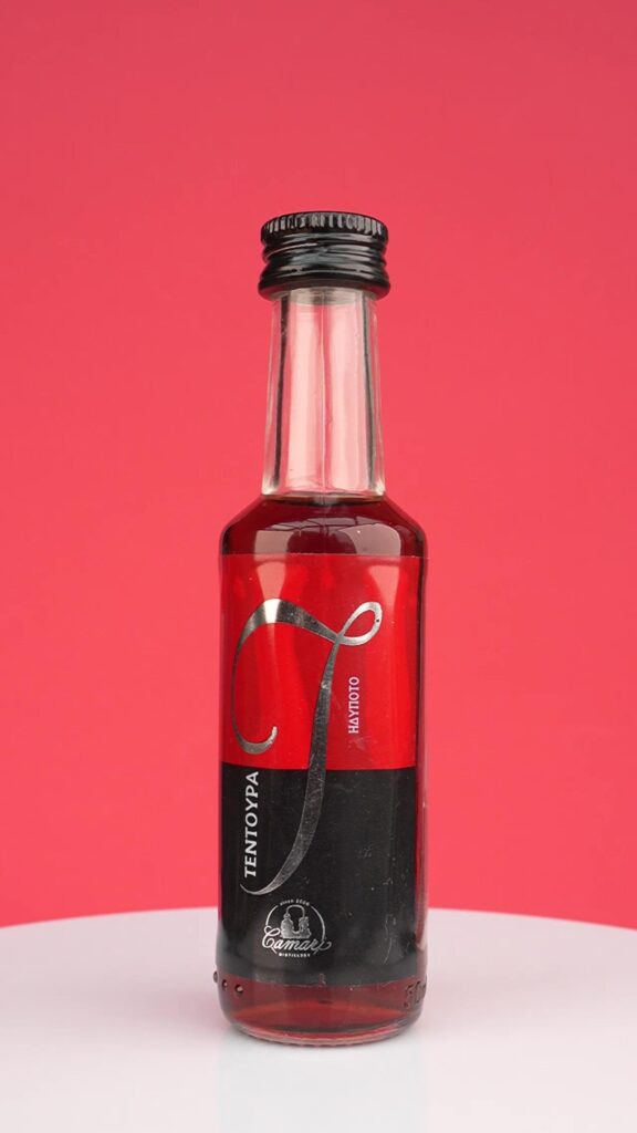 Camari Tentoura Liquor